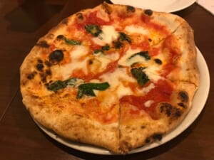 Pizzeria Hiro 伊丹 ピザ Vera世界大会でno 1になり人気殺到中 真のナポリピッツァ協会認定店 世界no 729 種まく苦労人