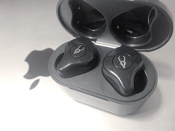 ワイヤレスカナルイヤホンが嫌いな方向け オススメインナー型ワイヤレスイヤホンまとめ Galaxy Buds Live Air Pods Sabbat Okcsc X12 Pro 種まく苦労人